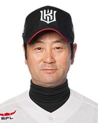 김용국 교수님_야구코치.jpg